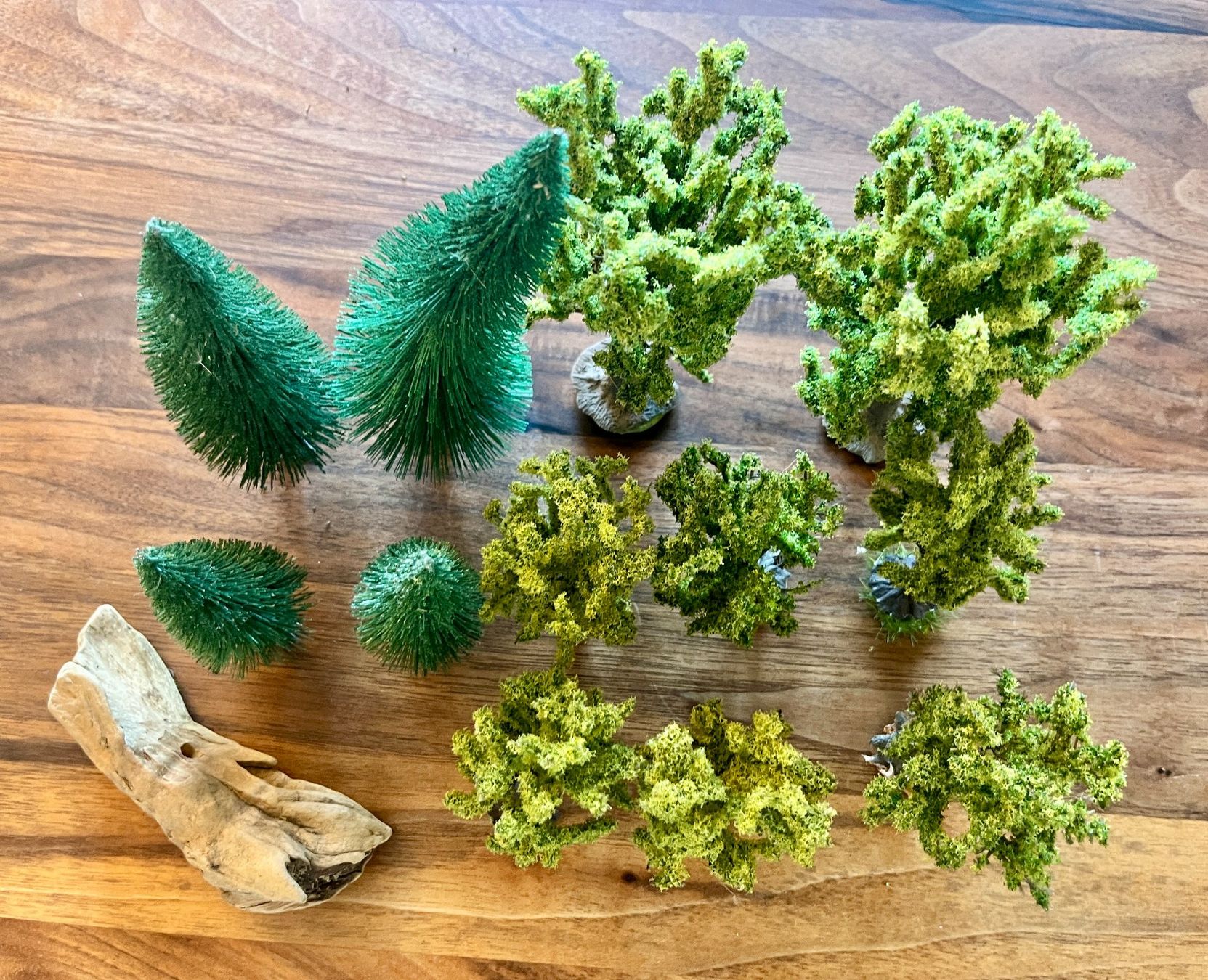 Tutte le decorazioni: Artificial Trees / Künstliche Bäume – Usato da Kilchberg ZH venduto da HomeZH 1