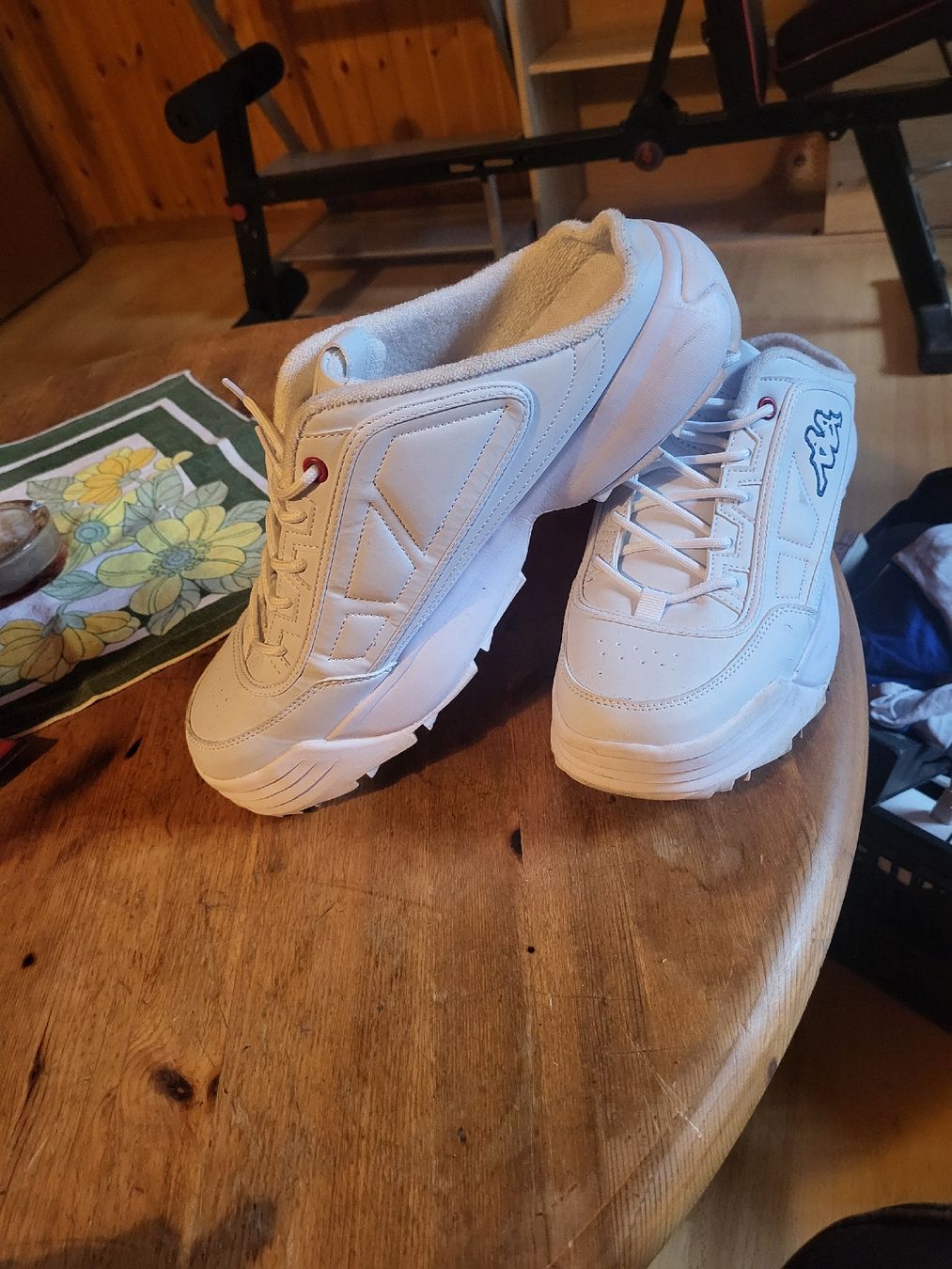 Kappa Scarpe da uomo: Baskets Kappa blanches taille 45 neuves – Usato da Troistorrents venduto da ami_mzq5 6