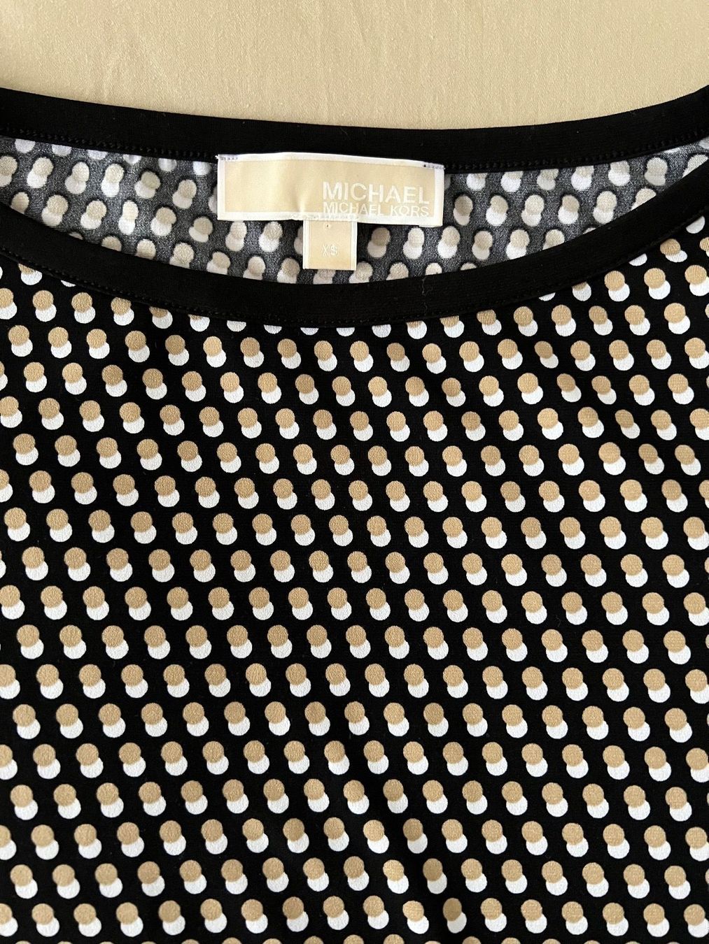 Michael Kors T-Shirts: Shirt MICHAEL KORS, Grösse XS – Neu (gemäss Beschreibung) aus Fraubrunnen von Vpeck 1
