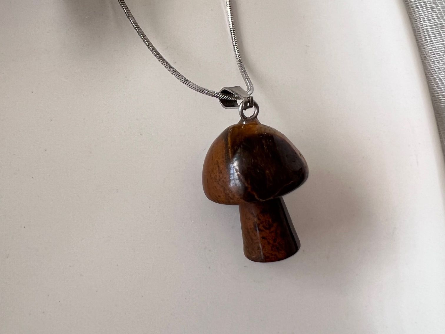 Ciondoli: Pendentif champignon en oeil de tigre – Nuovo e nell'imballaggio originale da Pully venduto da sunaddict
