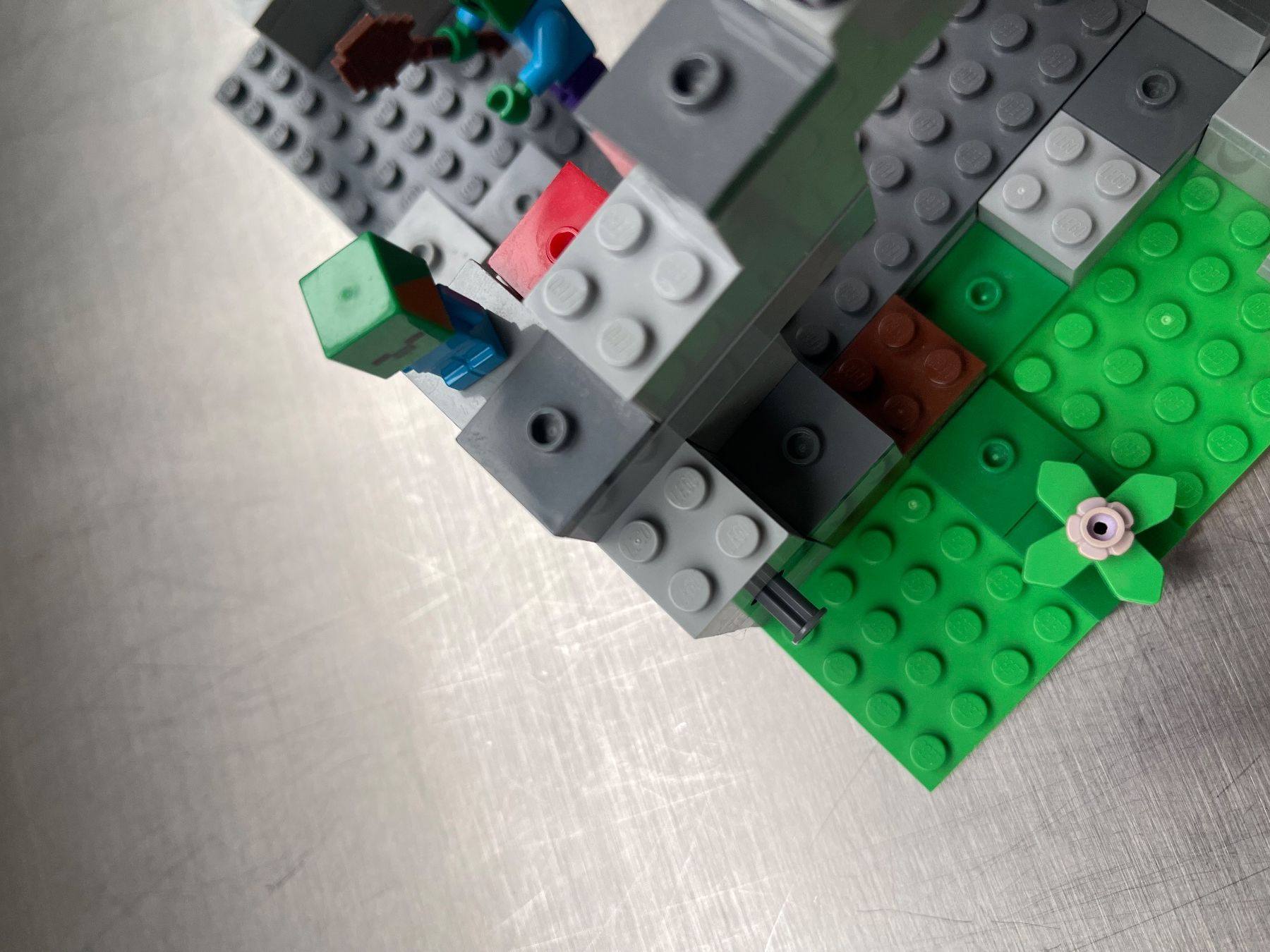 Lego Kit di costruzioni: Lego die Mine und das End – Usato da Maisprach venduto da Leoli123 5