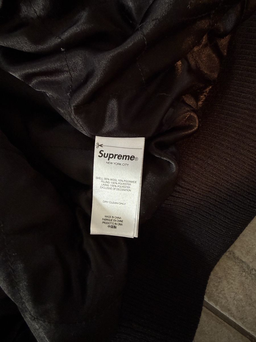Supreme Giacche: Supreme Veritas Varsity Jacket – Nuovo (secondo la descrizione) da Oberweningen venduto da tol_pfr8 2