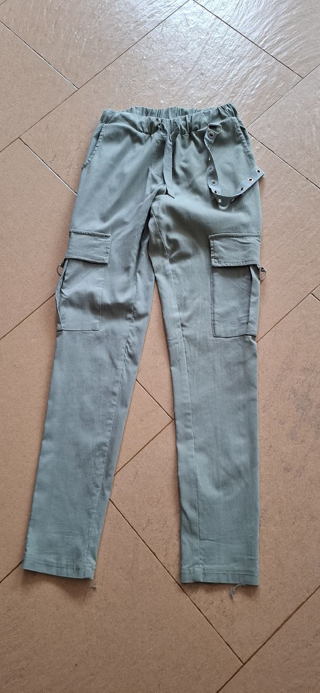 Pantaloni: Freizeithose XS für Damen/Mädchen – Usato da Thun venduto da lede