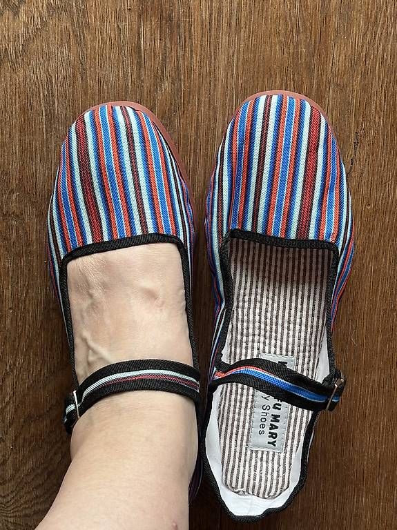 Scarpe da donna: Scarpe Kung Fu Mary – Usato da Monteggio venduto da Barbaglo 1
