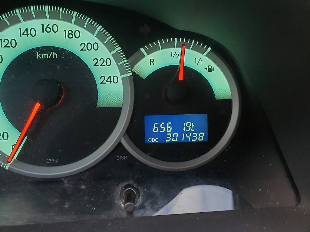 Autos: Toyota Corolla Verso – Gebraucht aus Brünisried von magnum02 1