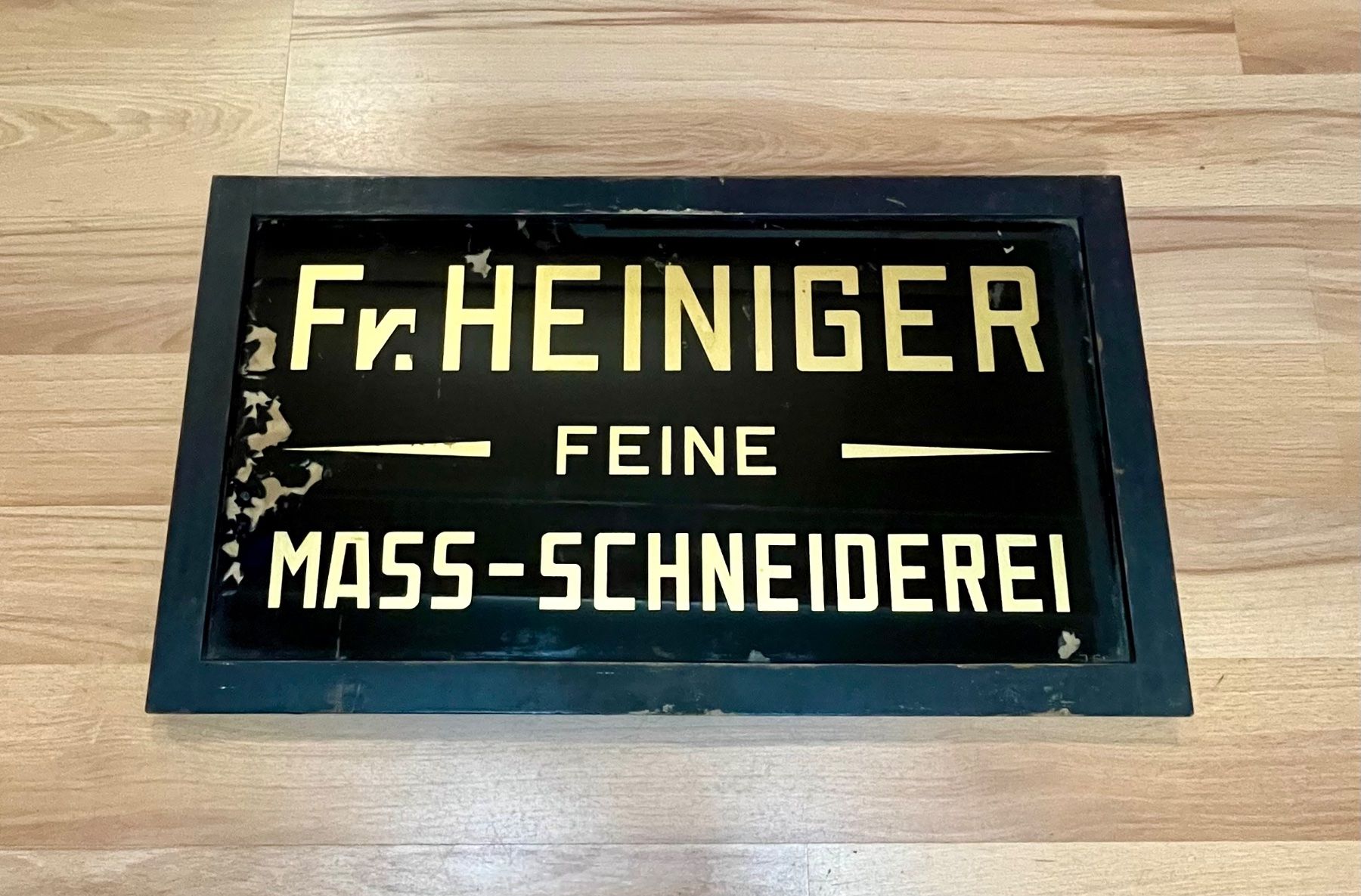 Schilder: Fr. Heiniger - Feine Mass-Schneiderei - Hinterglasbild – Gebraucht aus Erlinsbach von Stu-ff