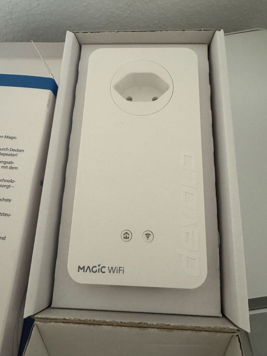 Devolo Unità & Adattatore: Devolo Magic 2 WiFi next Add-on Adapter  – Usato da Sursee venduto da TeamBully 1