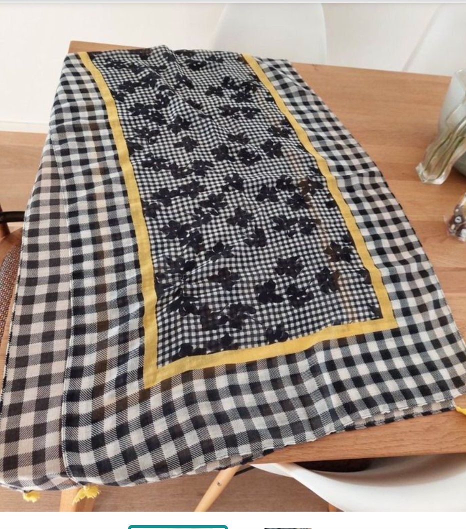Foulards & écharpes: 2 Foulards – D'occasion à Adliswil par Boncoinsuisse 2