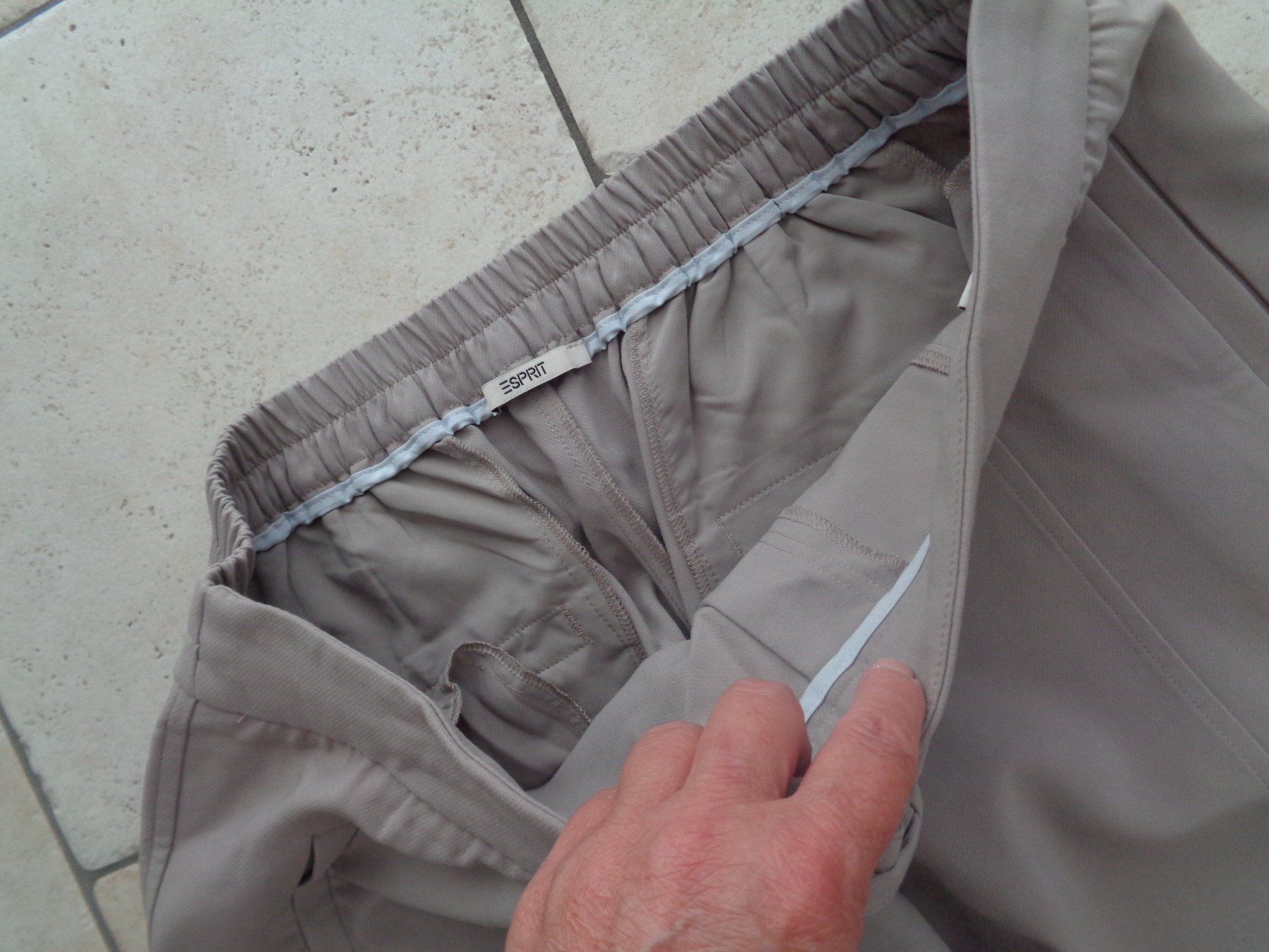 Esprit Pantalons: Hose  Esprit  Grösse 42 – D'occasion à Kreuzlingen par Robi-2003 2