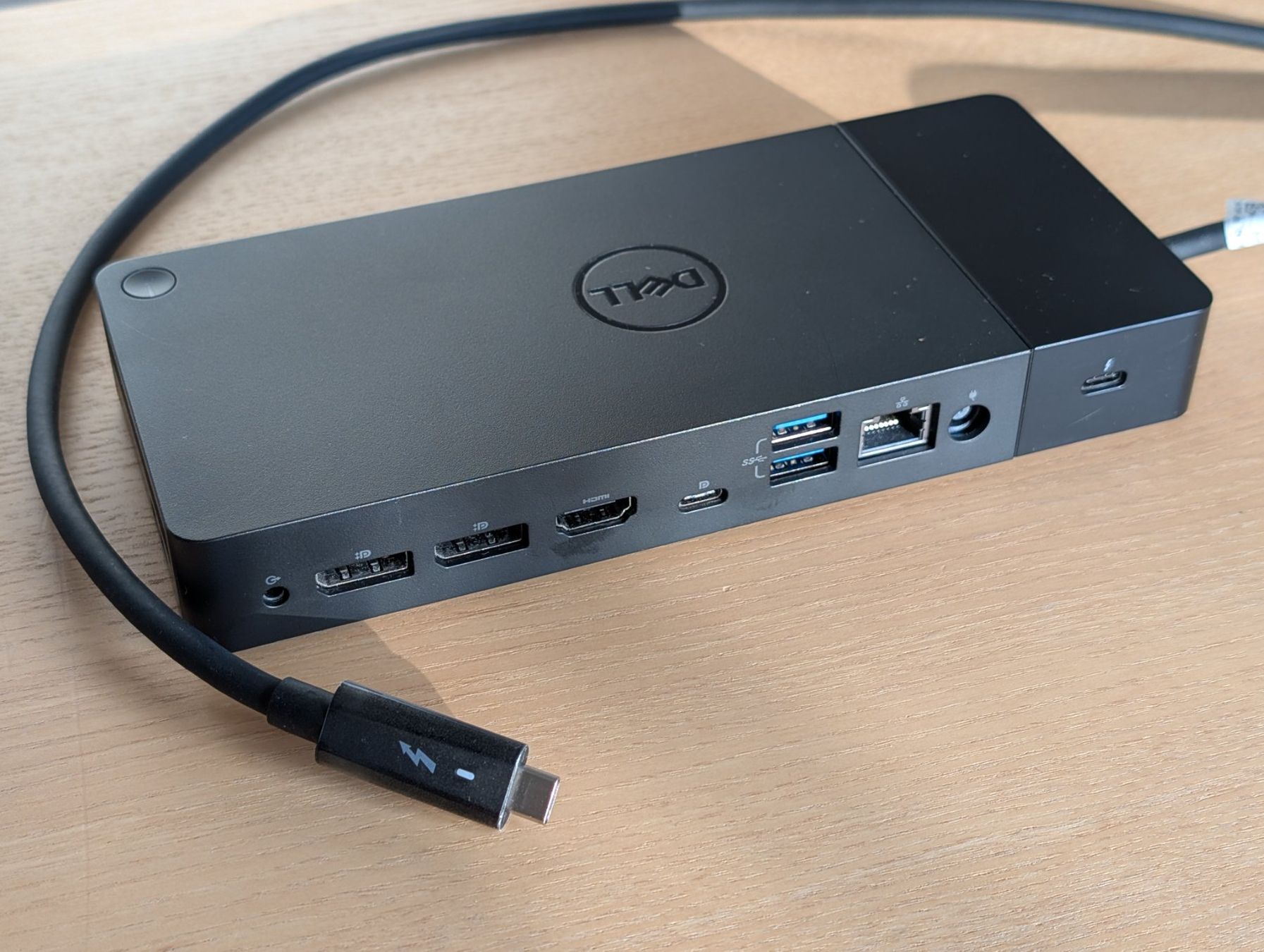 Dell Docking station: Dell Thunderbolt Dock - WD19TB – Neuf avec emballage d'origine à Killwangen par sockenmeister