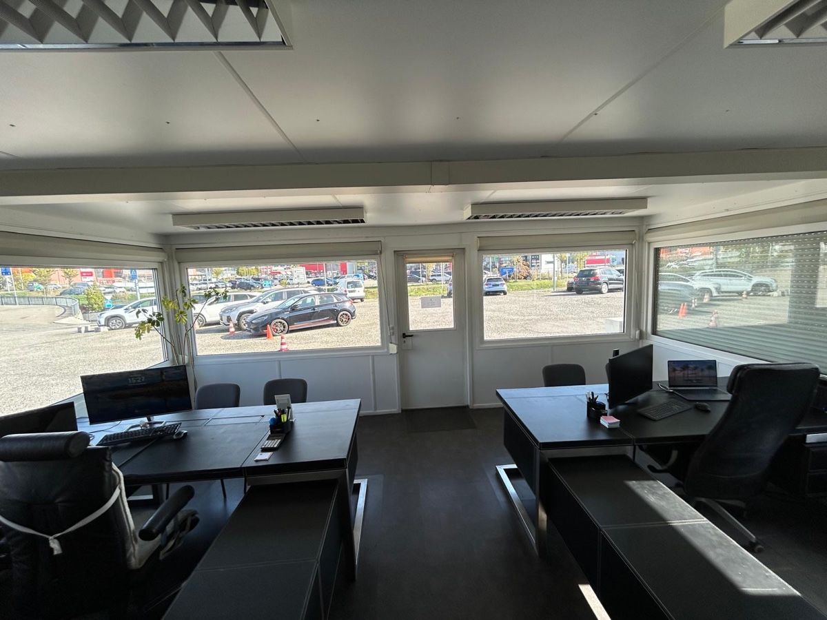 Contenitori edile: Bürocontainer / Verkaufscontainer, Doppelcontainer – Usato da Oftringen venduto da inf_l6jg 9