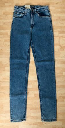 NEU mit winzigem Farbdefekt: NUDIE Jeans, organic & fair, S