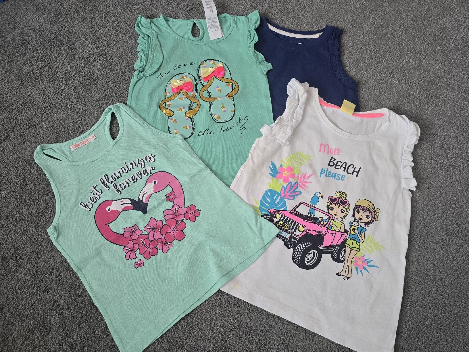 Blusen, T-Shirts & Tops: Mädchen Top/Shirts 110-116 – Gebraucht aus Unterentfelden von Panda-87