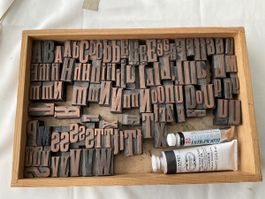 Buchstaben metall