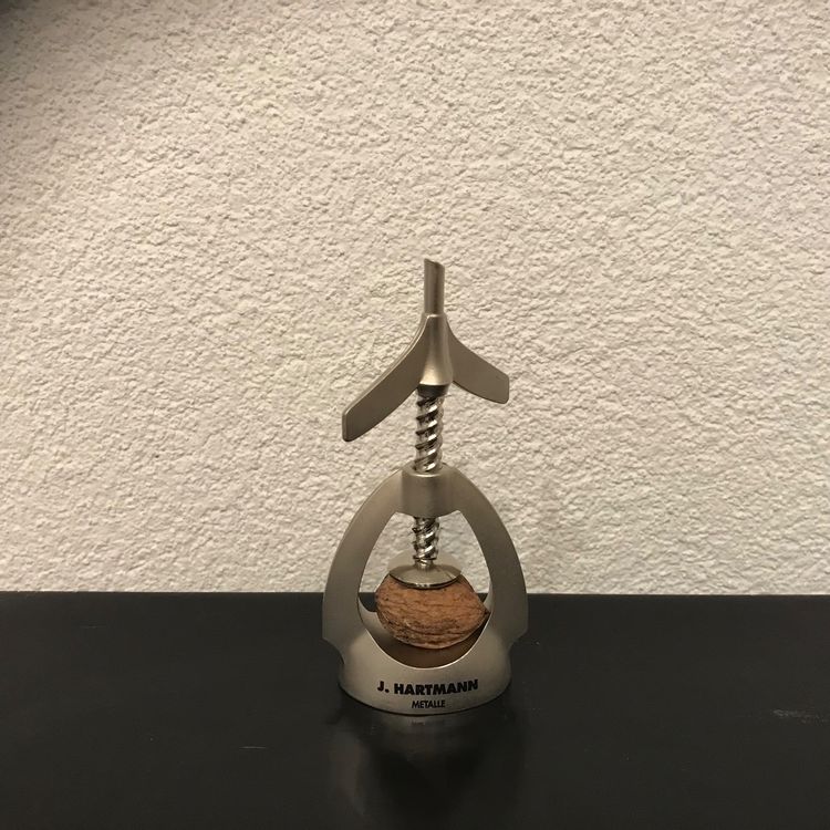 Bemvp Nussknacker Aus Edelstahl - Professioneller Walnuss-Öffner Rot