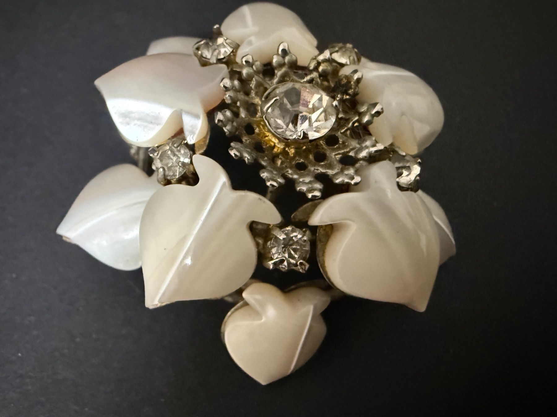 Broches & Aiguilles: Vintage Brosche mit Perlmutt – D'occasion à Spiegel b. Bern par Rogger72 2