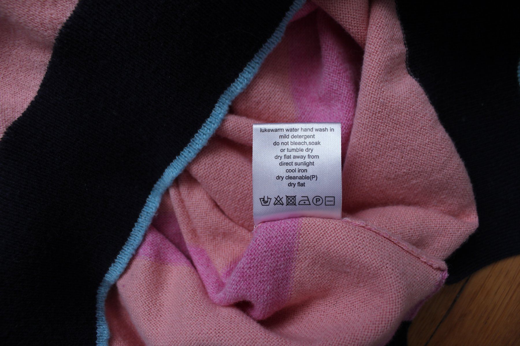 Pullover & Sweatshirts: Alessandra, pull en tricot fin XXL – Gebraucht aus Sugiez von RicardoStoleMyData 5