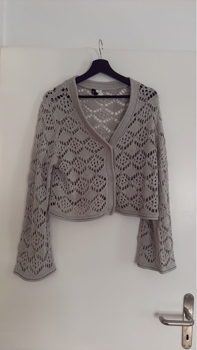H&M Vestes: Strickjacke H&M Damen grau Grösse M – Neuf (Voir description) à Steinach par serayyilmaz