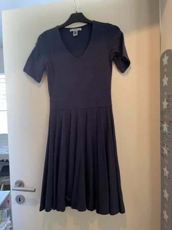 NEU: schönes anukoo Kleid Gr. S