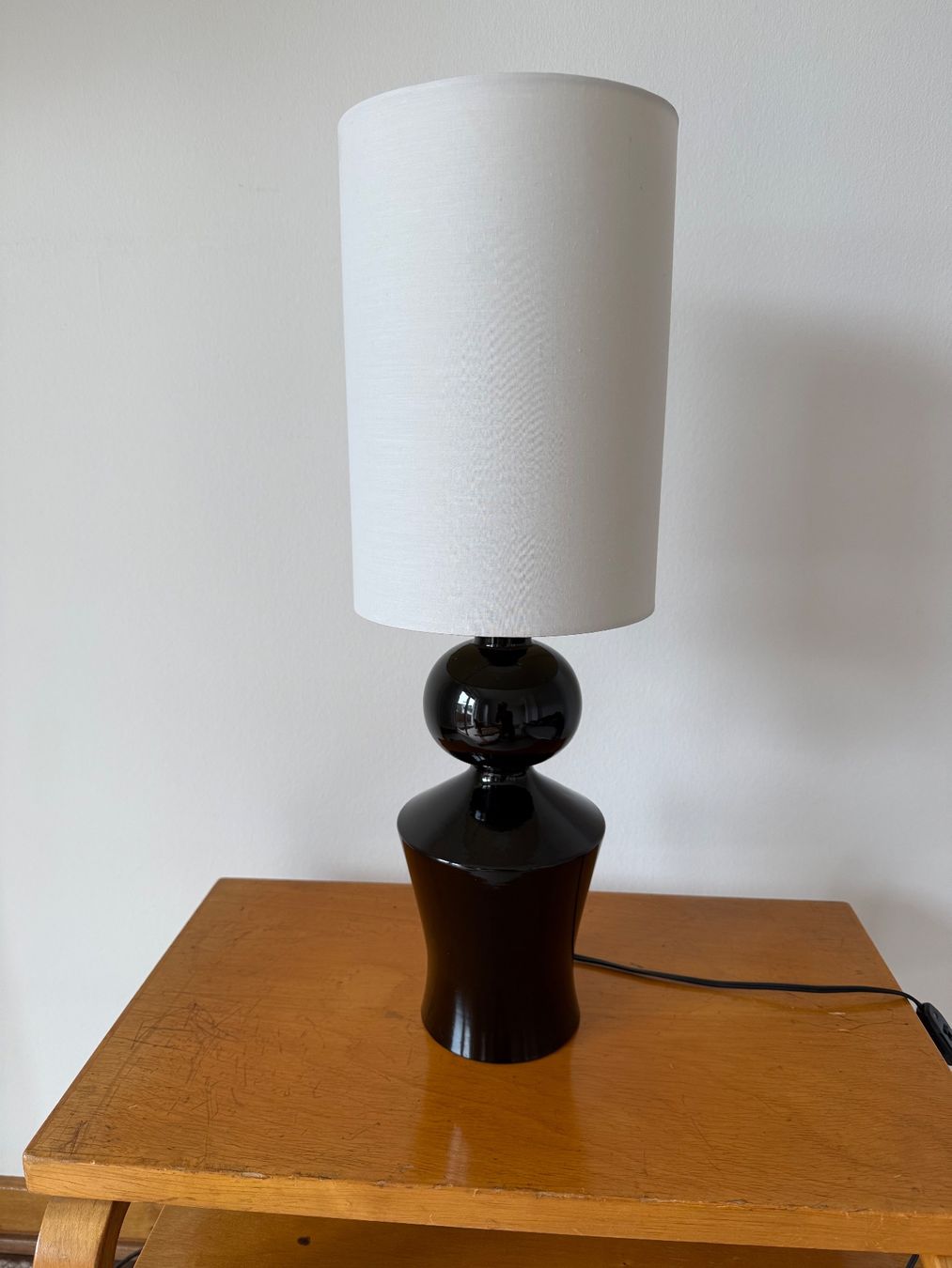 Lampade: Schwarze Lampe von Margrit Linck – Usato da Luzern venduto da Mamutpe