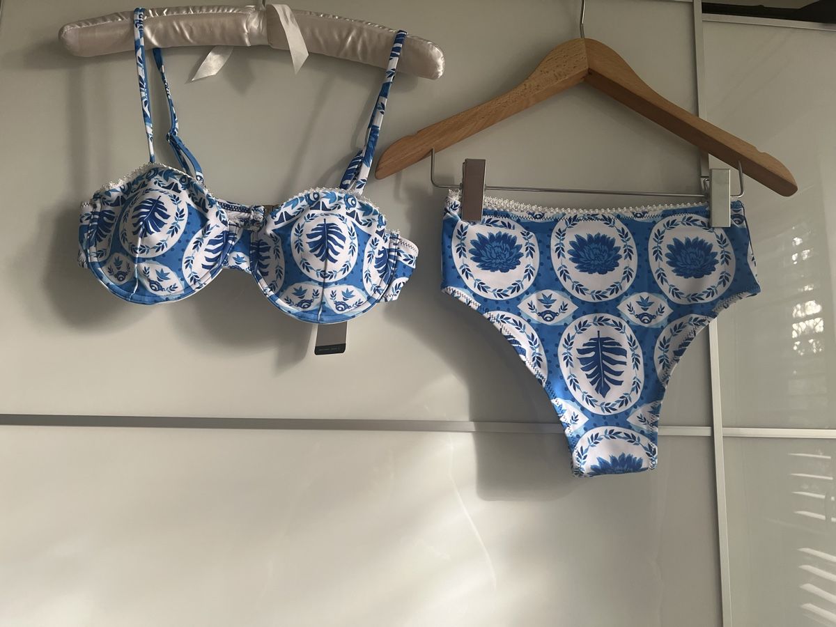 Badekleider & Bikinis: New Blue & White Bikini Set - Size Small - Summer Ready! – Neu und originalverpackt aus Zürich von tra_wl8x