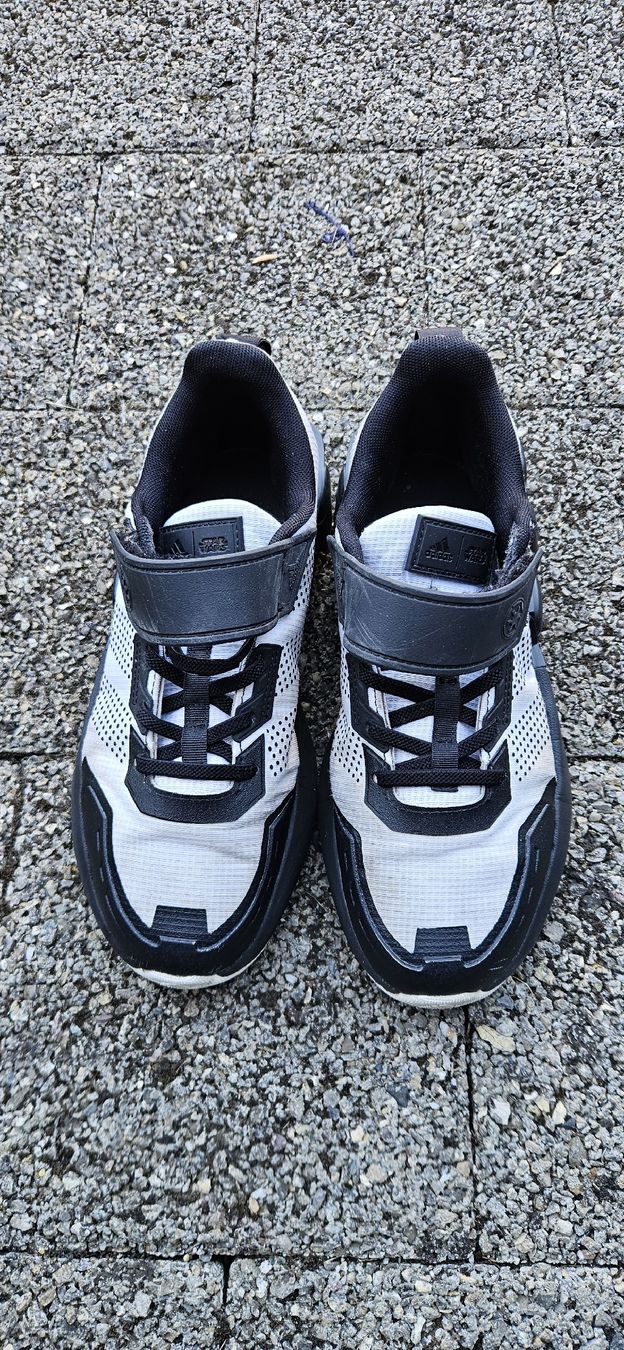 Adidas Scarpe per ragazzi: Adidas, Star Wars kinder Schuhe – Usato da Kollbrunn venduto da Ignjat1211 1
