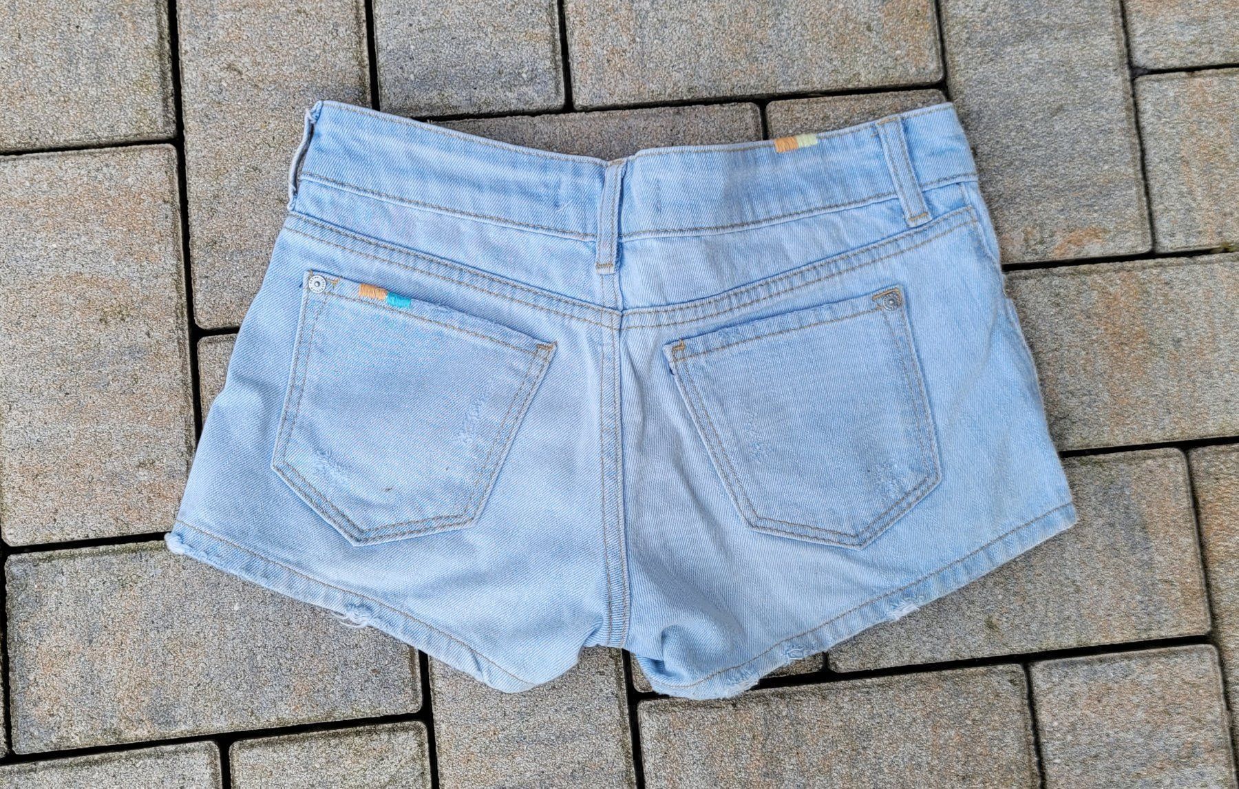 Bershka Hosen: luftig leichte Bershka Shorts Gr. 32 – Gebraucht aus Füllinsdorf von Sunnebliemli7 1