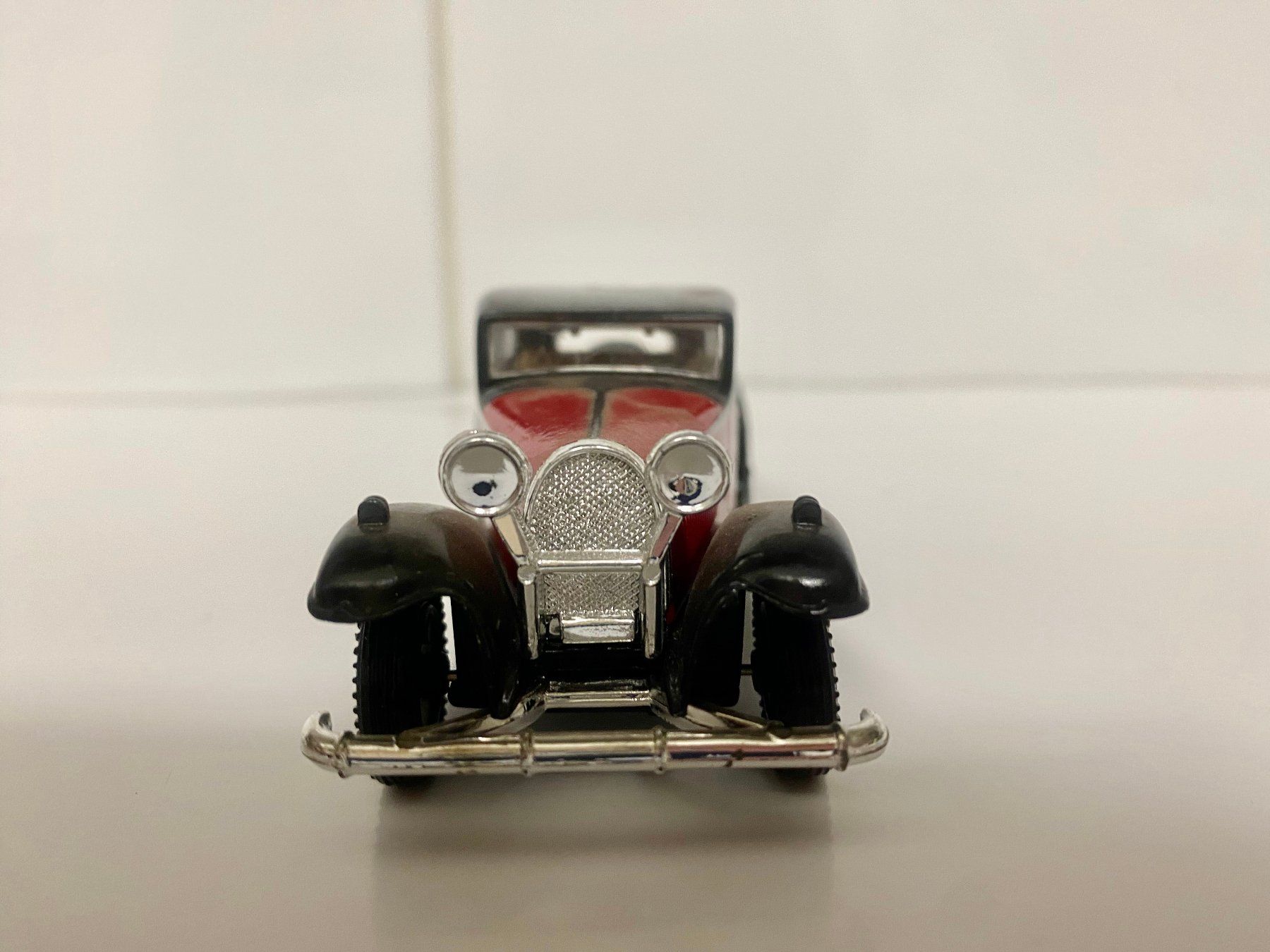 Bugatti Modellini d'auto: Bugatti T50 Guisval Spanien 11cm 477 rot – Usato da Stäfa venduto da thebrand 1
