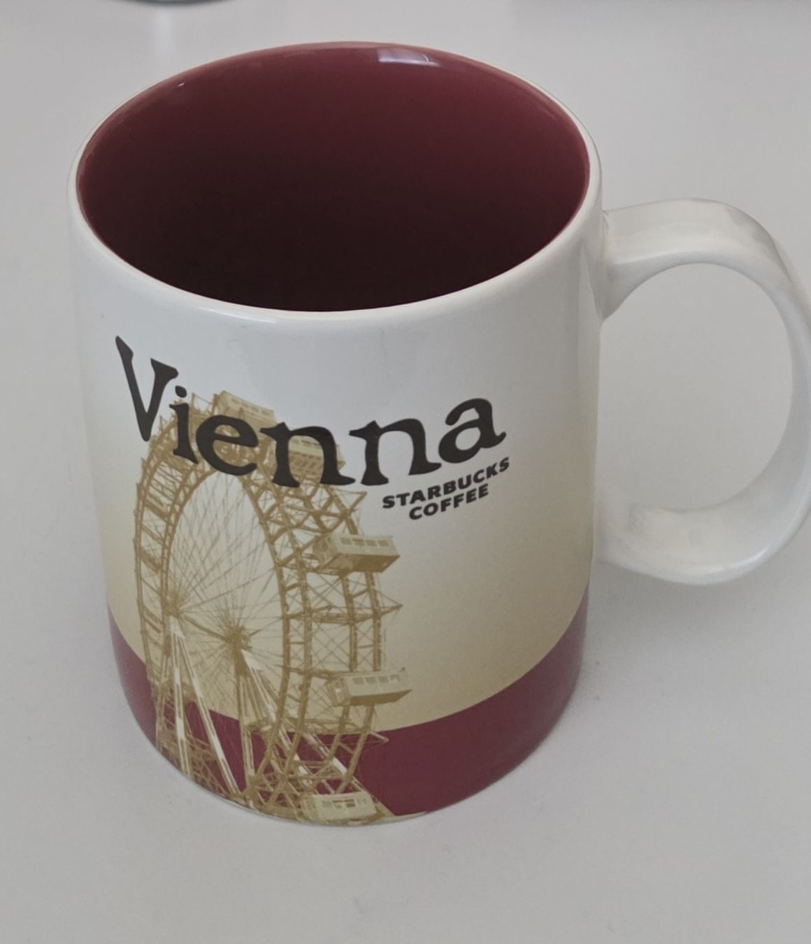 Starbucks Tassen: Starbucks Tasse Vienna – Gebraucht aus Genève von Petite_etoile