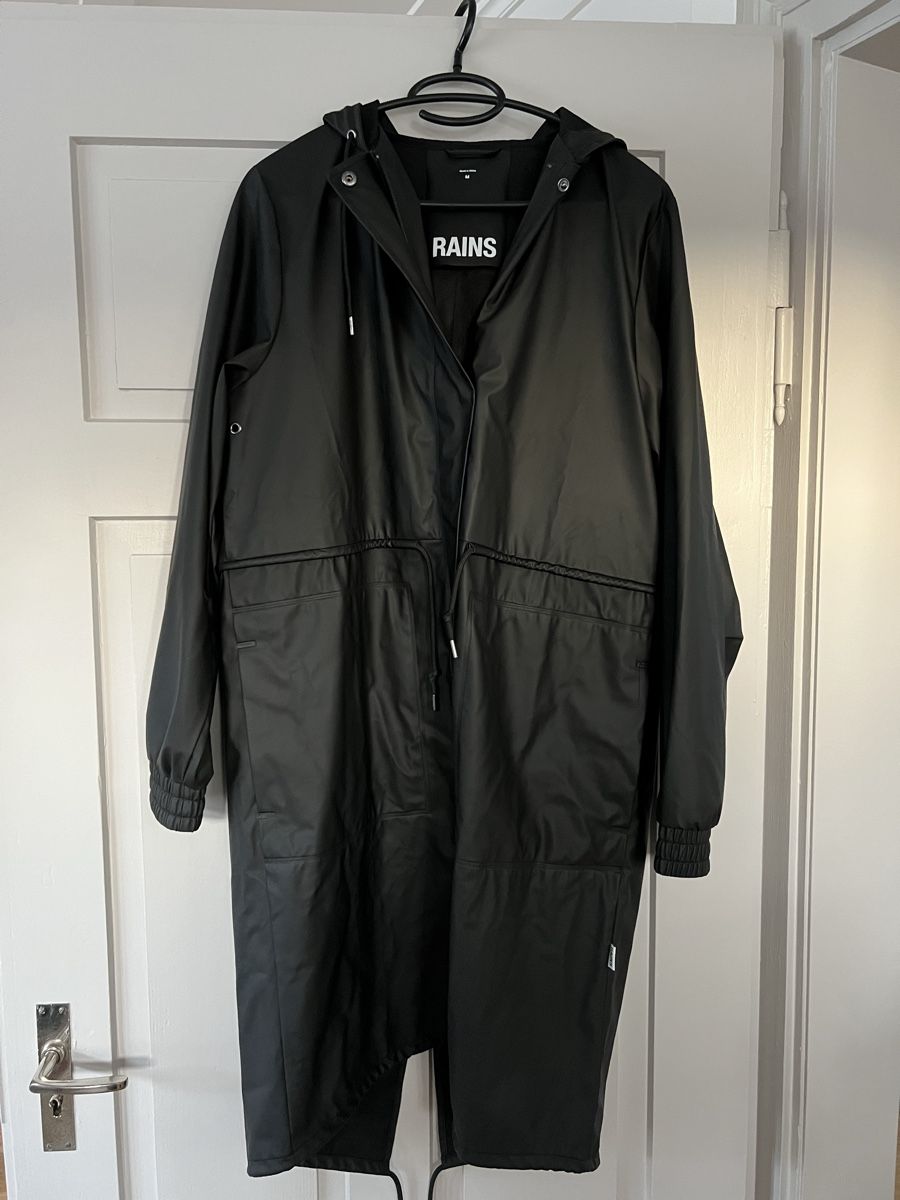 Rains Giacche: Rains Regenmantel - Grösse M / schwarz – Nuovo (secondo la descrizione) da Widnau venduto da iamniko