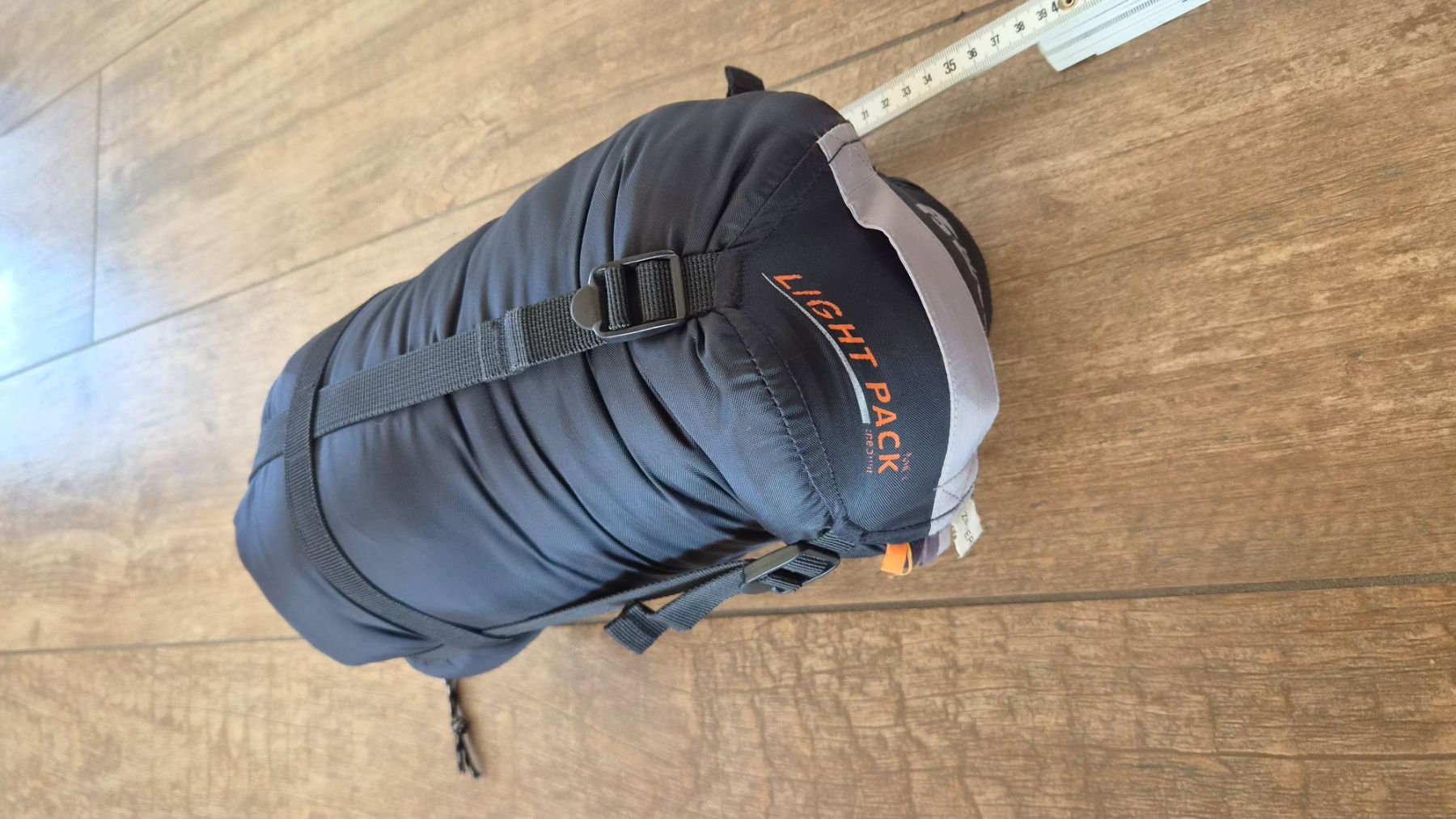Sacs de couchage: Schlafsack LIGHT PACK MICRO medium guter Zustand – D'occasion à Wil SG par gianon