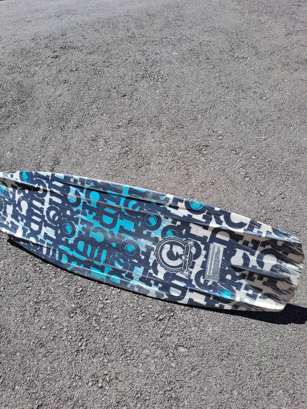 Tavole da surf e di nuoto: Altes Wakeboard für Kinder – Difettoso da Meinisberg venduto da estahawai 5