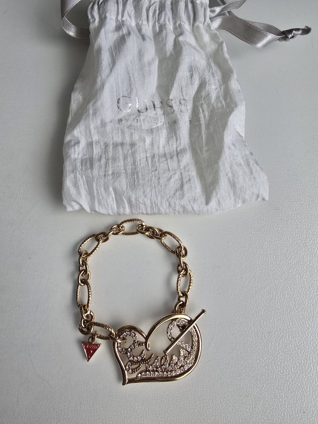 Guess Bracciali & Braccialetti: Bracelet GUESS doré – Usato da Mont-sur-Rolle venduto da Senna85