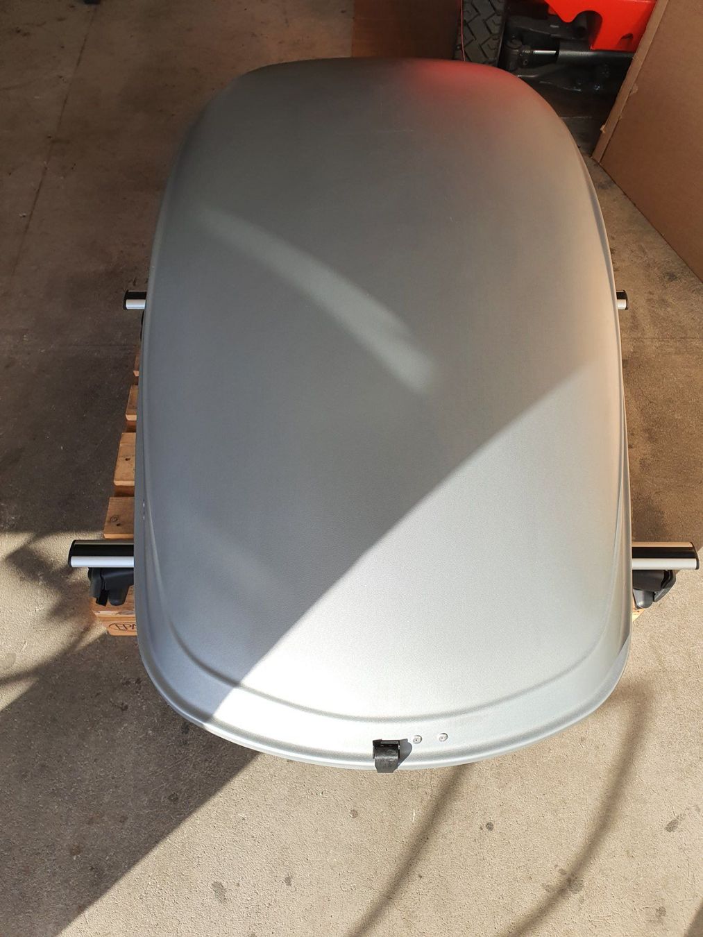 Box da tetto: Dachbox Nevada 450 lt mit Gamaparts Dachträger – Usato da Besenbüren venduto da Fige80 1