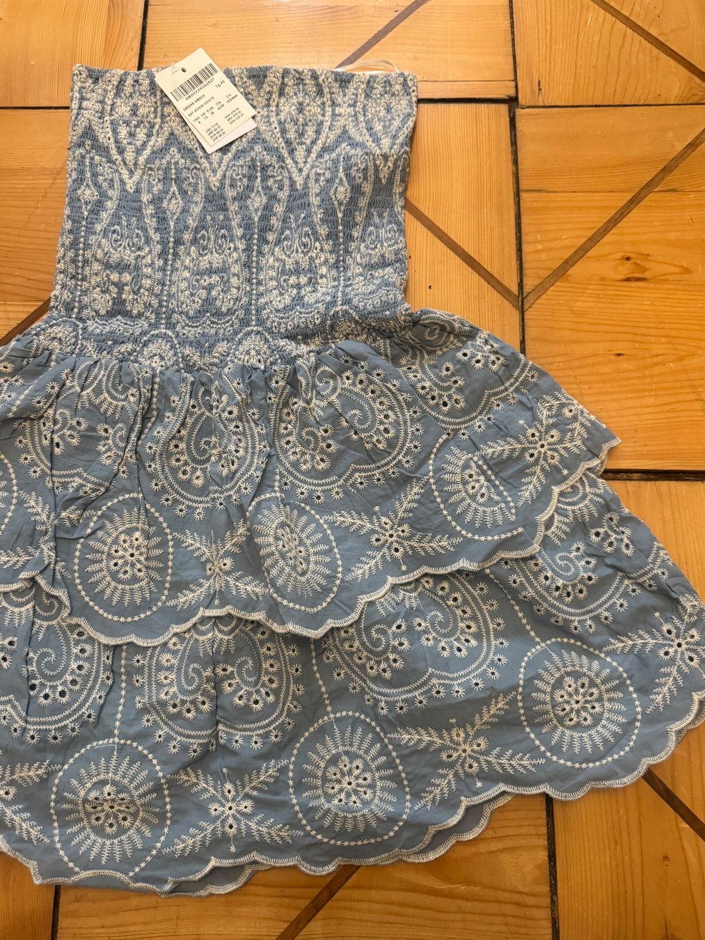 Kleider: Subdued Kleid – Neu (gemäss Beschreibung) aus Zürich von catemiranda 2