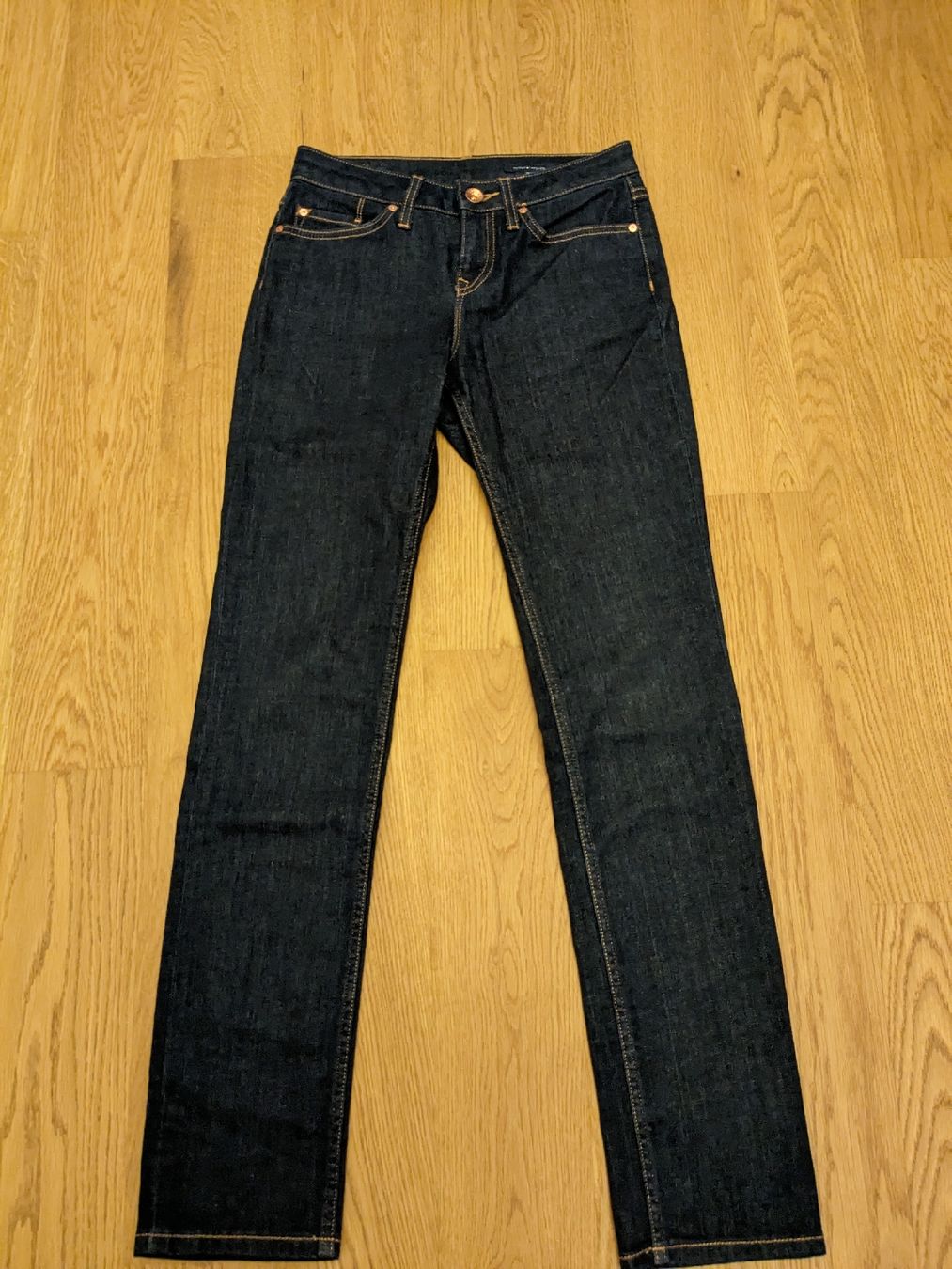 Tommy Hilfiger Jeans: Tommy Hilfiger Jeans 26/32 – Gebraucht aus Küssnacht am Rigi von schweizerrose 2
