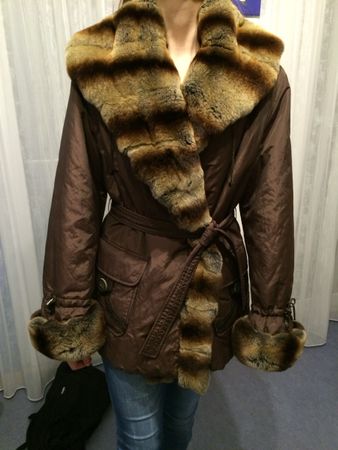 Winterjacke mit Pelzbesatz