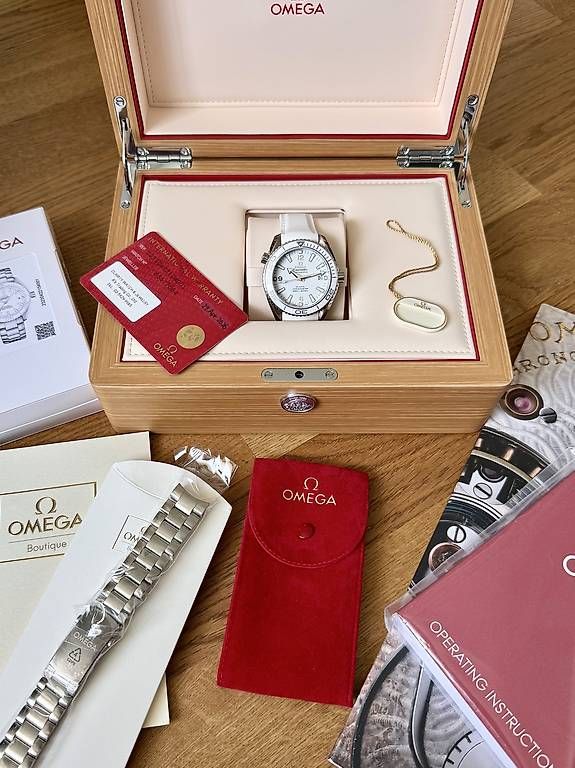 Omega Orologi: Omega Seamaster Planet Ocean 600M – Nuovo e nell'imballaggio originale da Zollikon venduto da Leodw 1