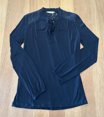 NAF NAF Langarmshirt Gr. XS Schwarz