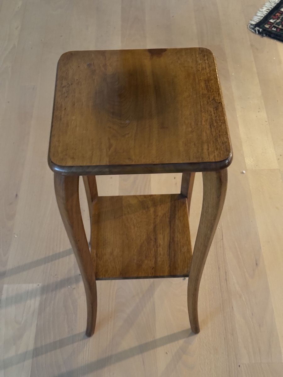 Tische: Schöner Jugendstil Blumentisch aus Holz  – Gebraucht aus Andelfingen von Pva1 1