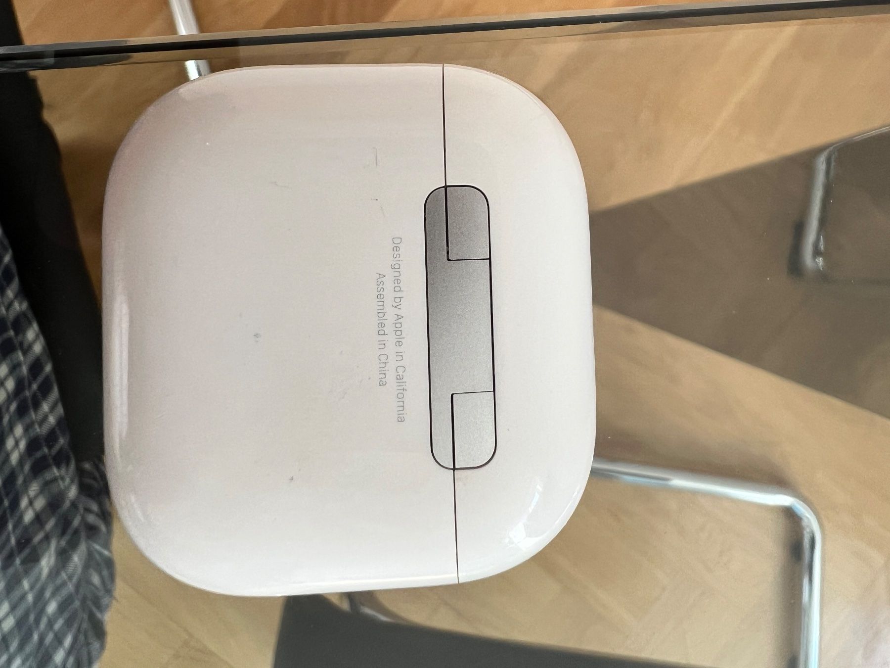Apple Cuffie: Apple Airpods 4 with Noie Cancellation – Usato da Zürich venduto da and_y8dy 2