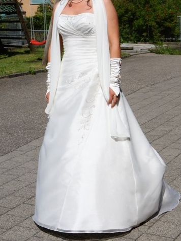 Robes: Hochzeitskleid Gr. 38 – D'occasion à Zäziwil par blackpearl 7