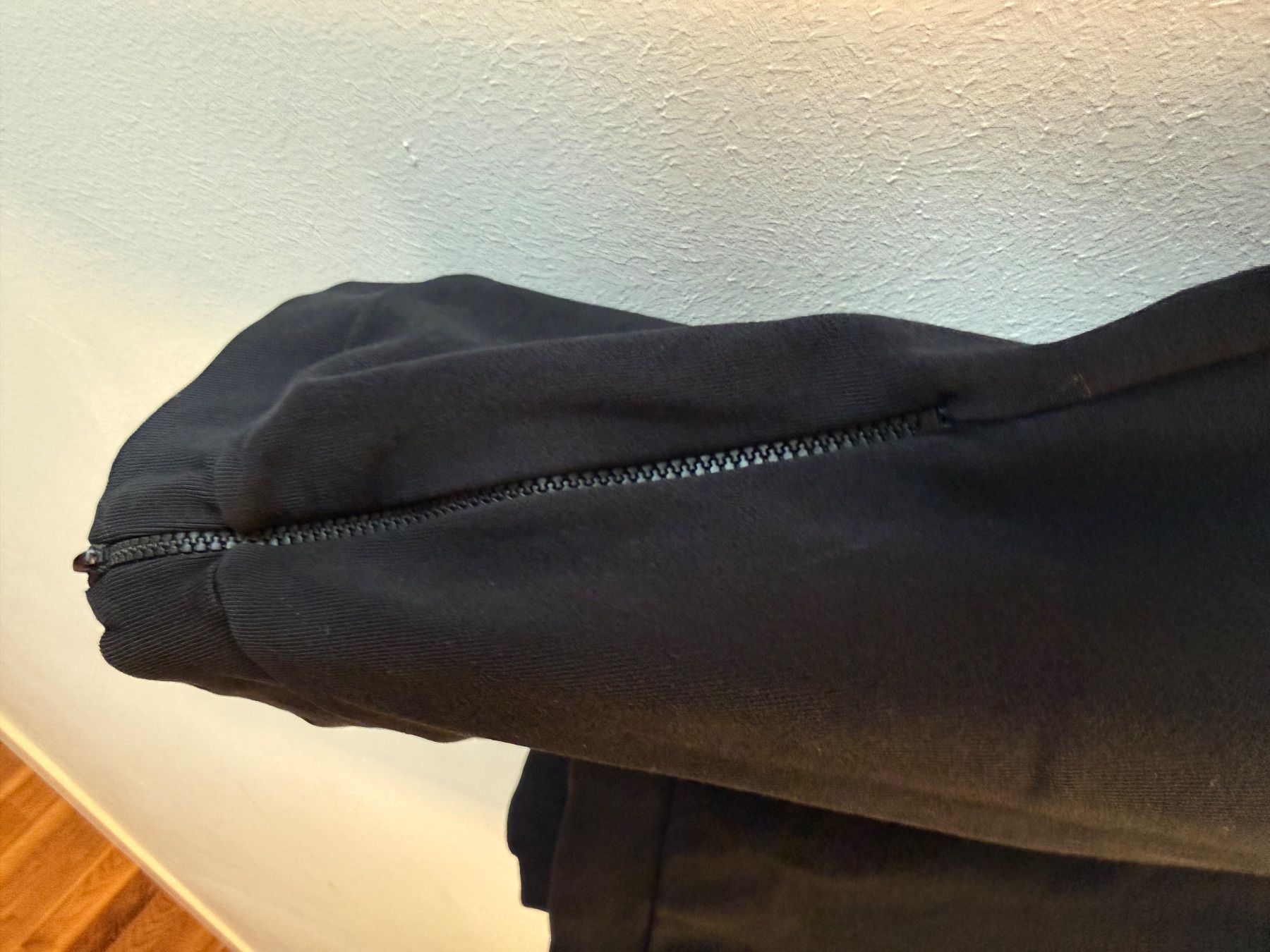 Karl Lagerfeld Maglioni & Felpe: KARL LAGERFELD Sweatshirt – Usato da Schlieren venduto da svenbaettig 2