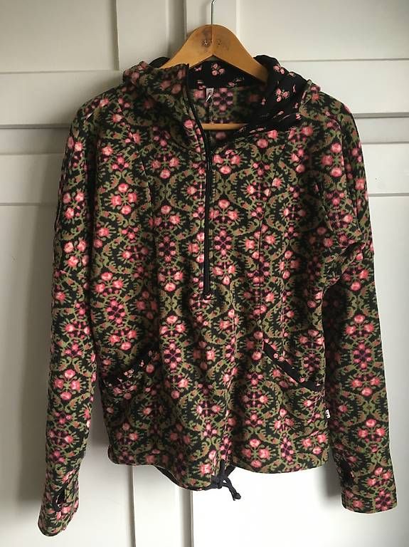 Blutsgeschwister Maglioni & Felpe: Blutsgeschwister Hoodie Gr. S – Usato da Zizers venduto da Ranunkel05