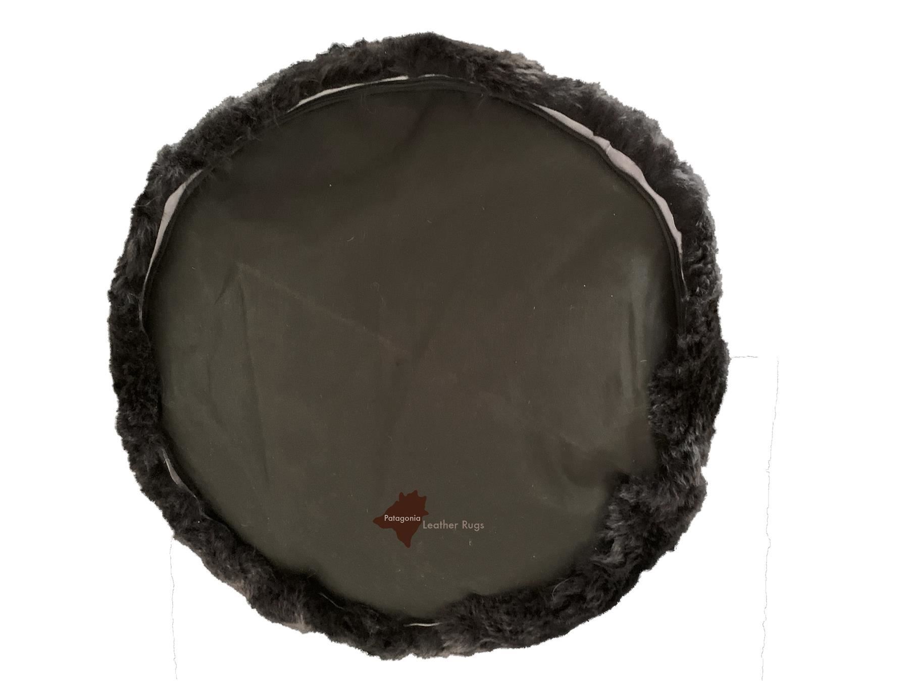 Poltrone: Pouf en peau de mouton-Lammfell Sitzsack – Nuovo e nell'imballaggio originale da Arbedo venduto da patagonialeatherrugs 1