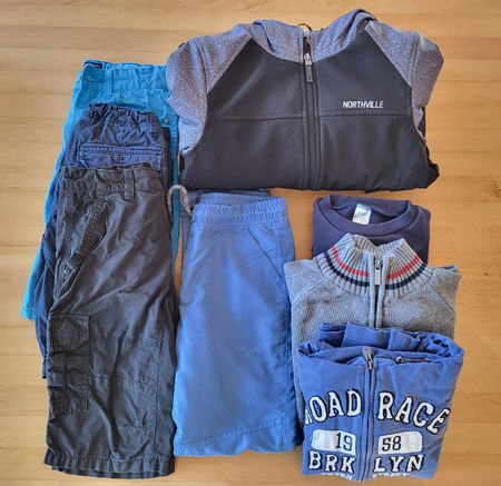 Kleiderpaket Junge Gr. 134