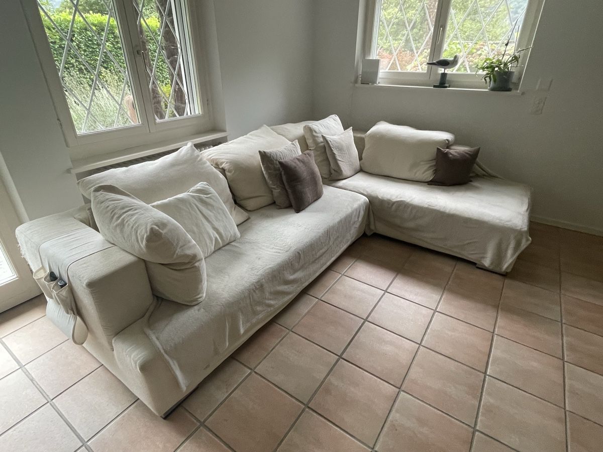 Divani: Divano angolare Intercasa con chaise longue – Usato da Avegno venduto da ReVibeRachele 1