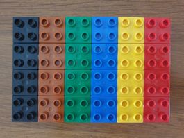 Lego Duplo (G72) 24 Bausteine 2x2 Noppen