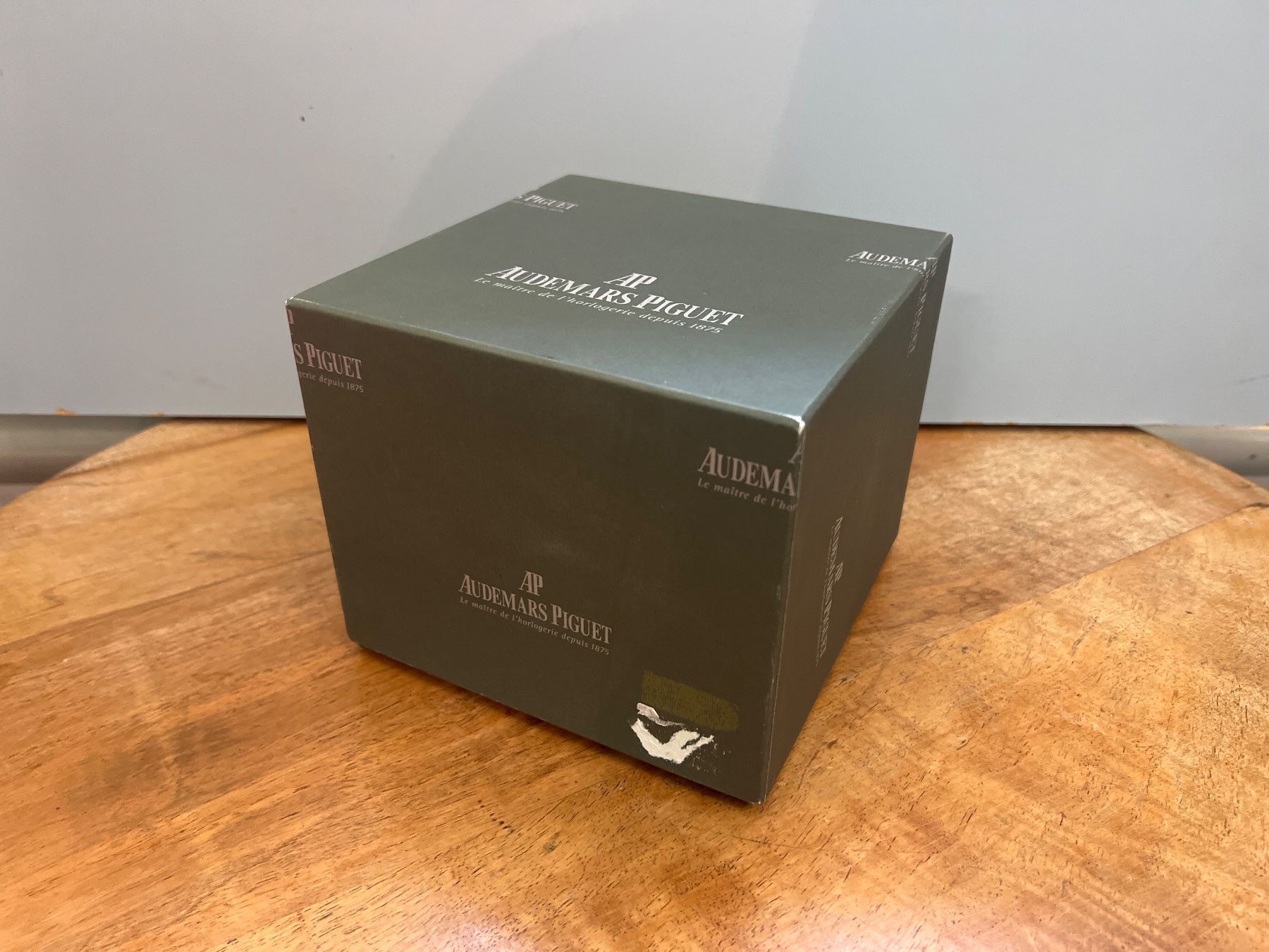 Audemars Piguet Orologi: AUDEMARS PIGUET Uhrenbox – Usato da Otelfingen venduto da Yossi-68 9