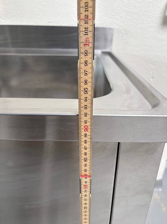 Spülbecken & Waschbecken: Gastro Einzel Spülbecken mit Ablage – Gebraucht aus Aarwangen von dan_lpk6 2